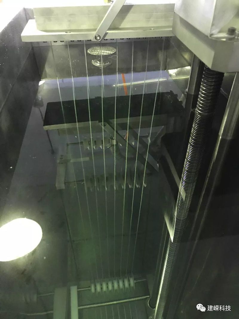 客戶現(xiàn)場紡絲驗(yàn)收，開機(jī)紡絲一氣呵成