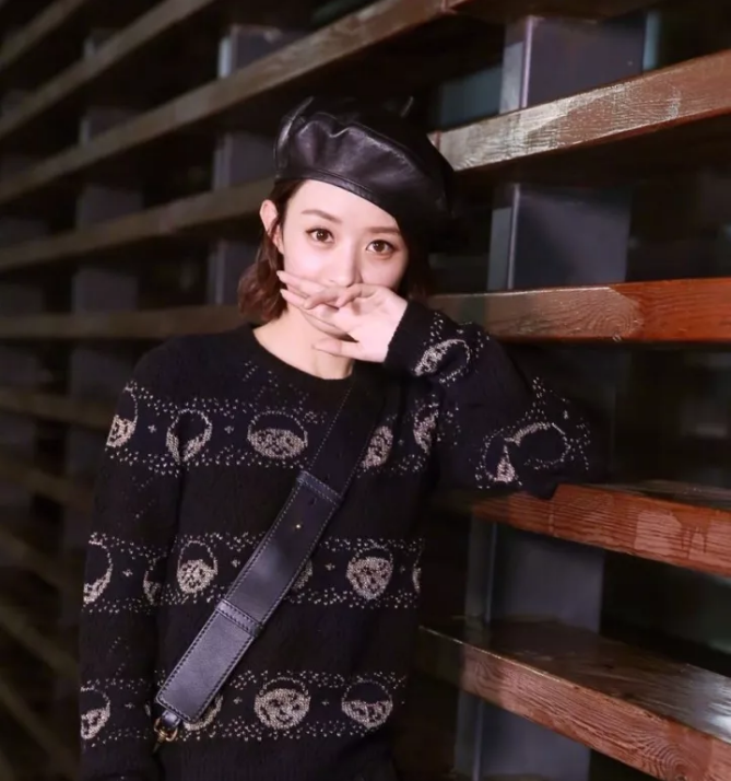 今年秋冬最chic！原來短發(fā)和帽子這么配??！