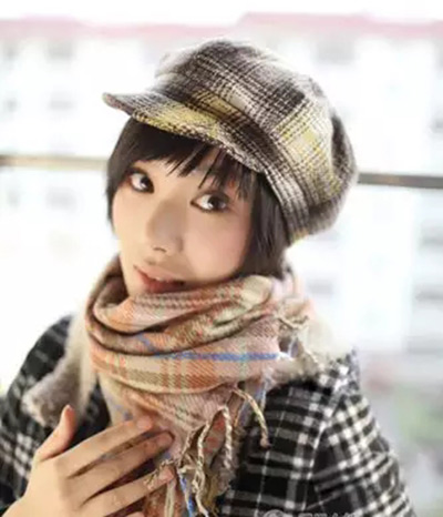 不再老土嚴冬帽子戴出花樣經(jīng) 不再老土嚴冬帽子戴出花樣經(jīng)